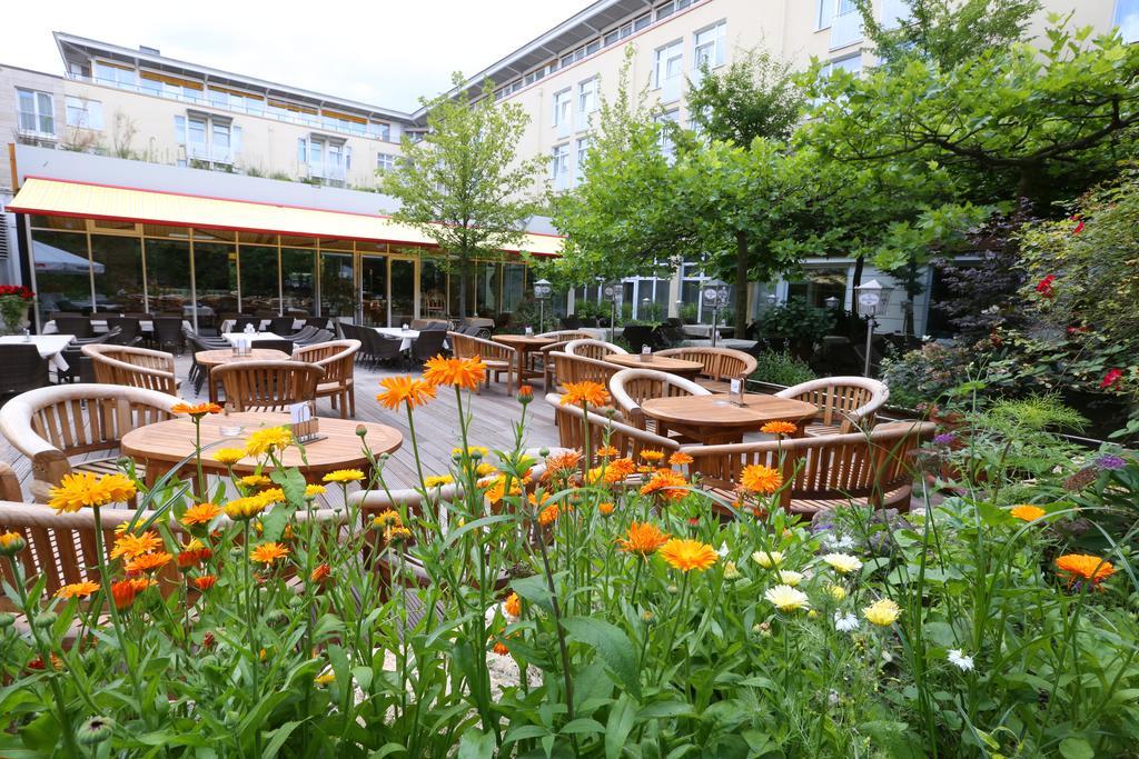 Hotel La Strada Kassel Exteriör bild