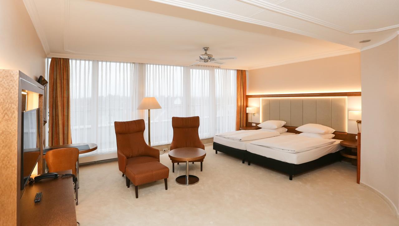 Hotel La Strada Kassel Exteriör bild