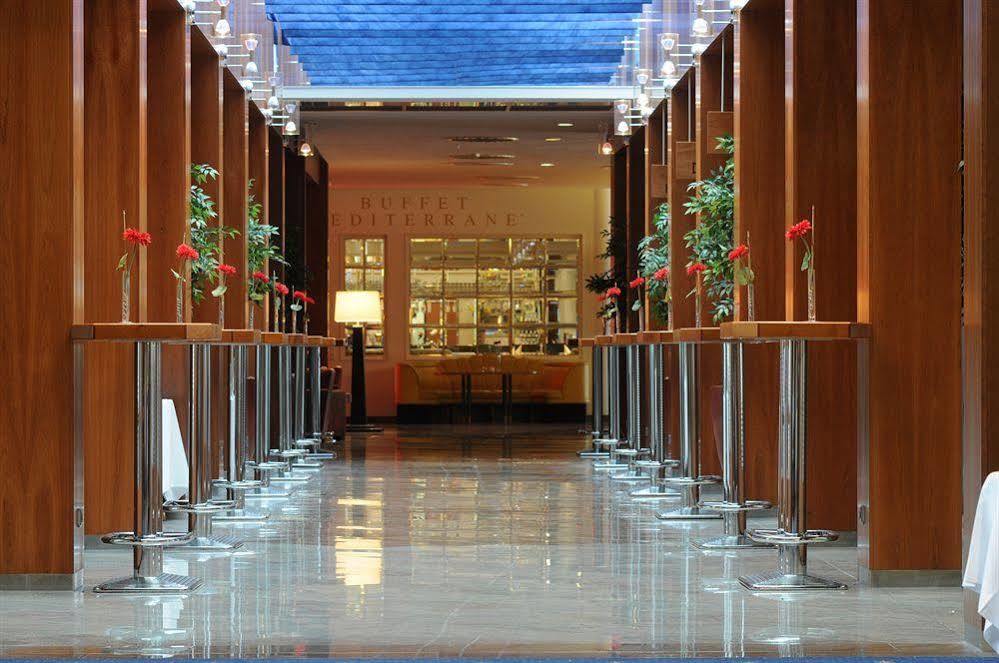 Hotel La Strada Kassel Exteriör bild
